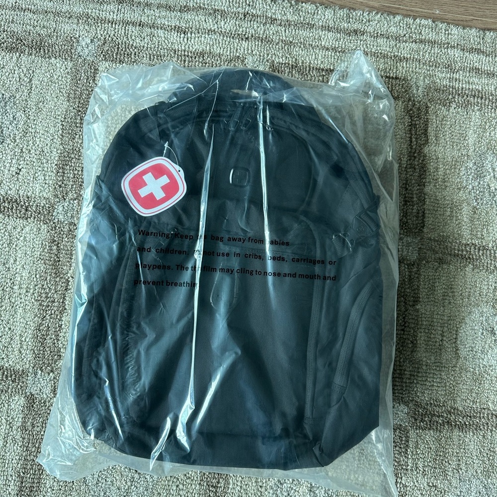 NEW - SwissGear Endure ScanSmart Laptop Backpack